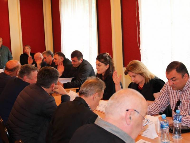 ცაგერის მუნიციპალიტეტის საკრებულოში ბიუროსა და საკრებულოს სხდომა გაიმართა